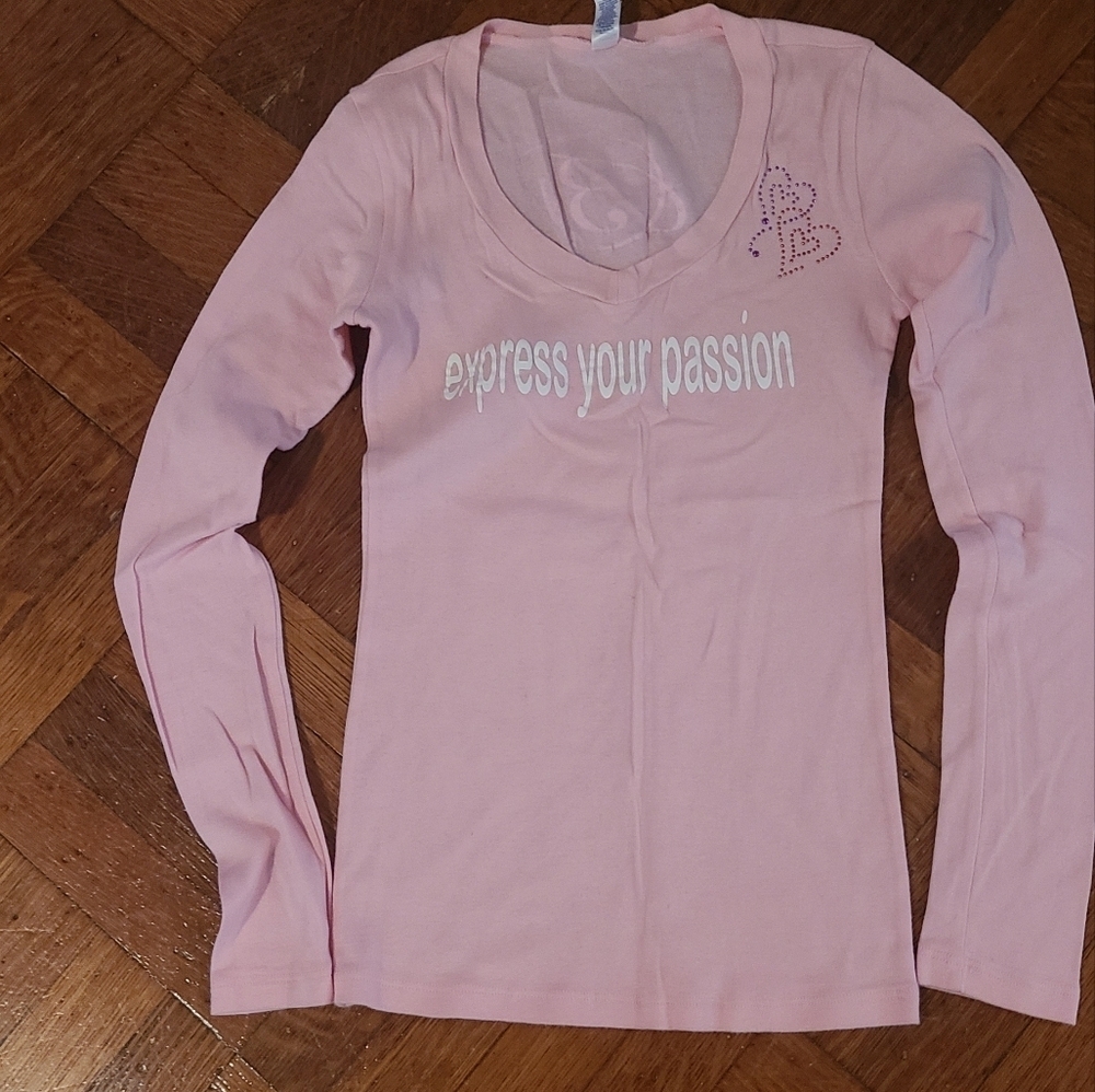 Shad3s of love express your passion long sleeve pink tee shirt sz small w booty